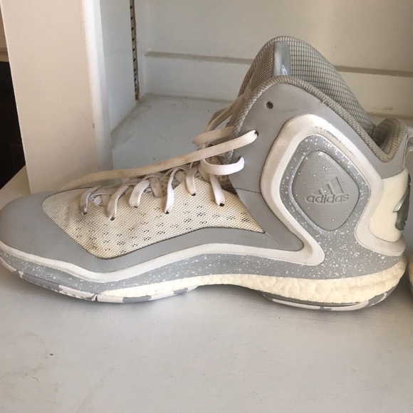 {keywor d} adidas d rose 5 grey